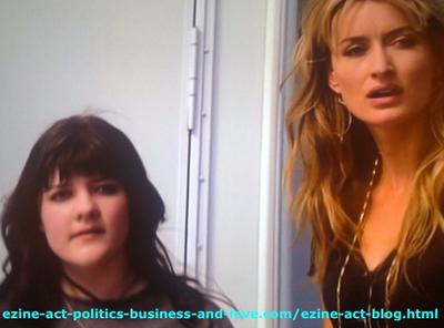 Becca (Madeleine Martin), Talented Lovely Young Girl with Her Lovely Mom, Kern (Natascha McElhone) in the TV Series, Californication.